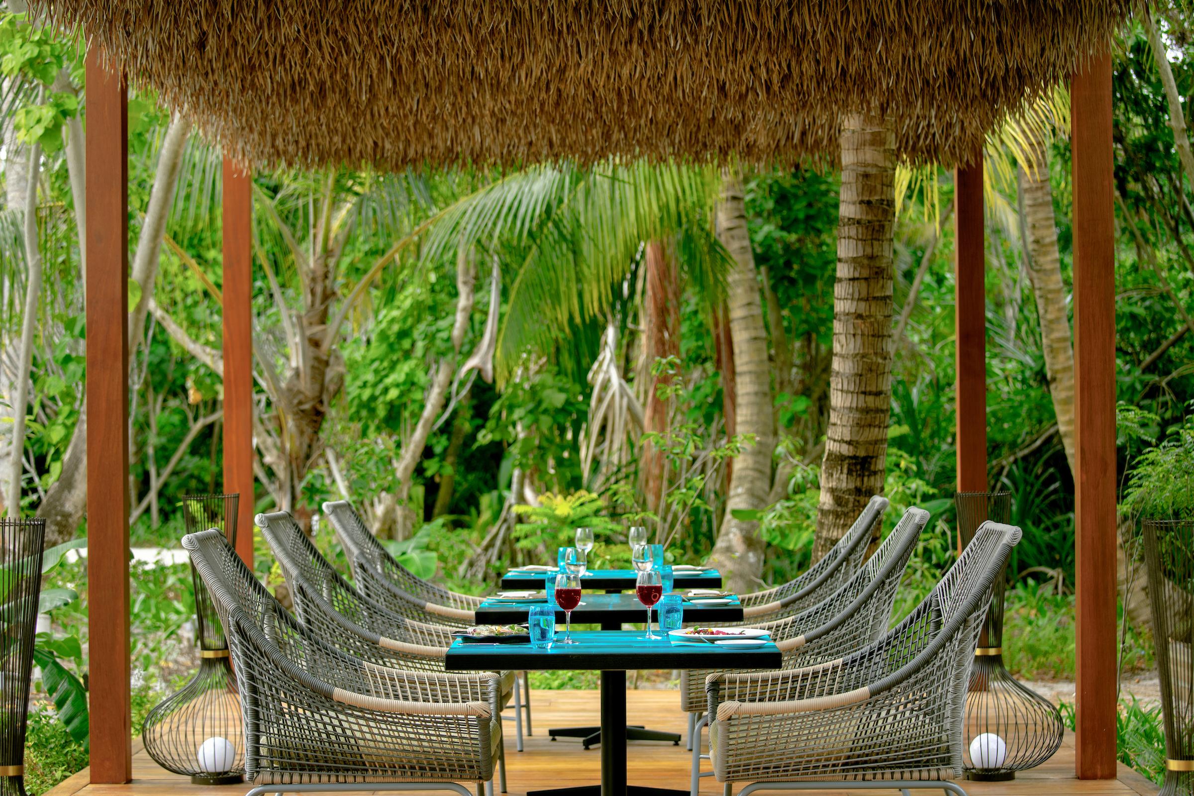 Pullman Maldives Maamutaa Resort Exterior photo